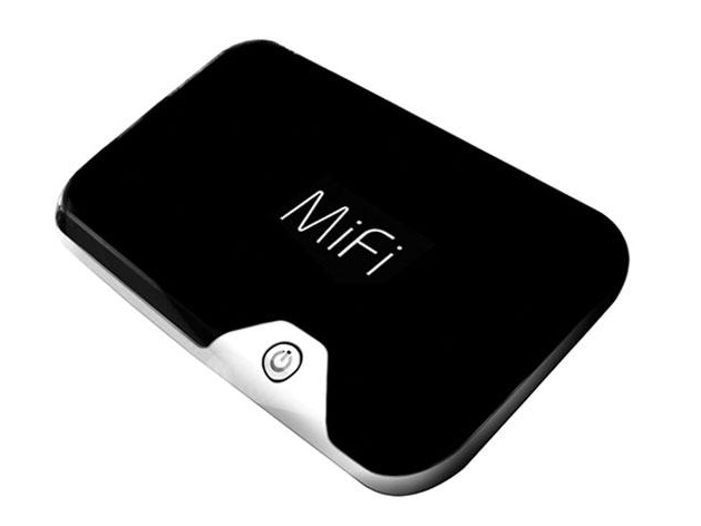 Novatel Wireless MiFi 2372 (black/white)